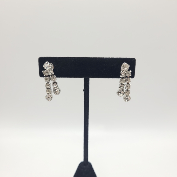 Silver Vintage Screw on Crystal Drop Earrings - Picture 1 of 5